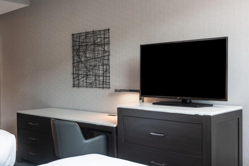 Residence Inn By Marriott Boston Waltham Bagian luar foto