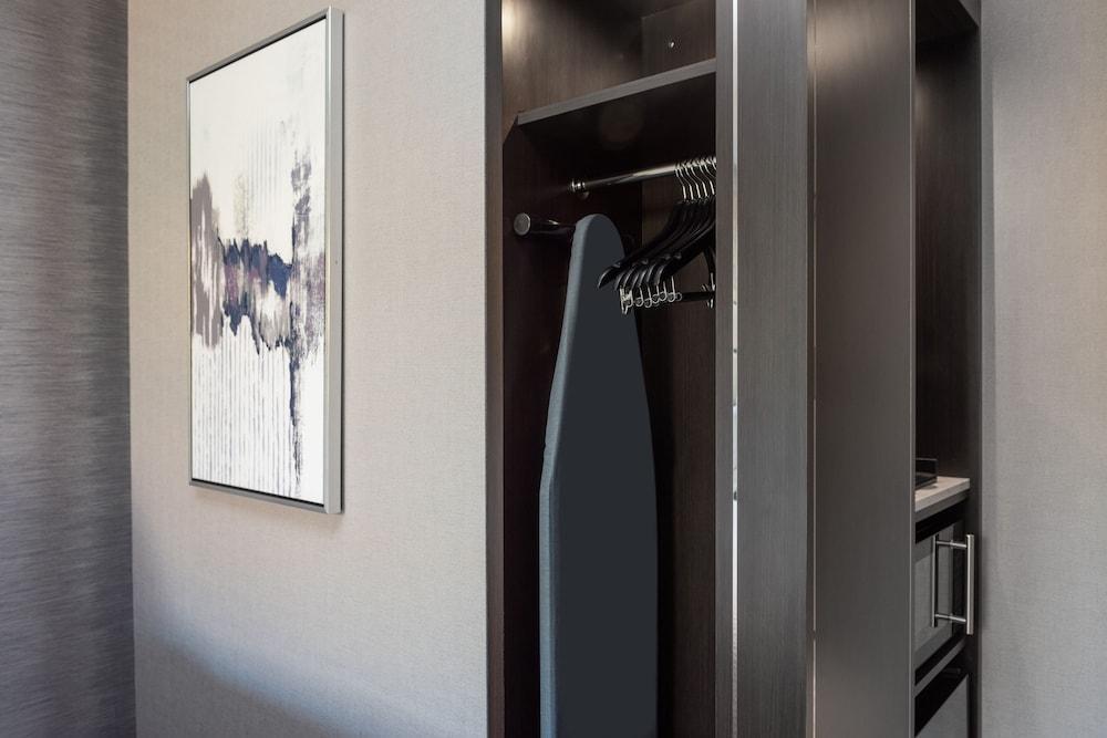 Residence Inn By Marriott Boston Waltham Bagian luar foto