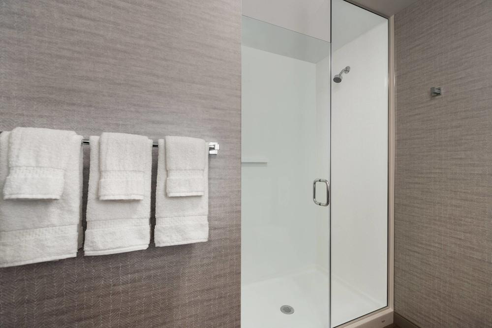 Residence Inn By Marriott Boston Waltham Bagian luar foto