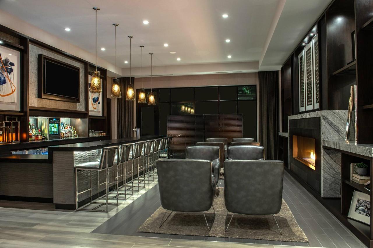 Residence Inn By Marriott Boston Waltham Bagian luar foto